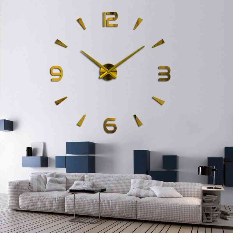 Ceas de perete de design modern cu cuarț