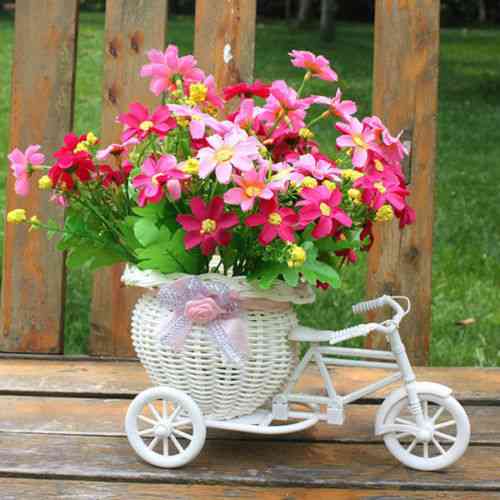 Plástico branco triciclo bicicleta design armazenamento cesta de flores, vasos de decoração de festa