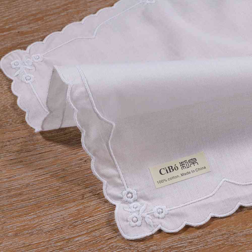 Fehér prémium pamut üres horgolt huncut csipke nőknek - esküvői ajándék zsebkendő hölgyeknek