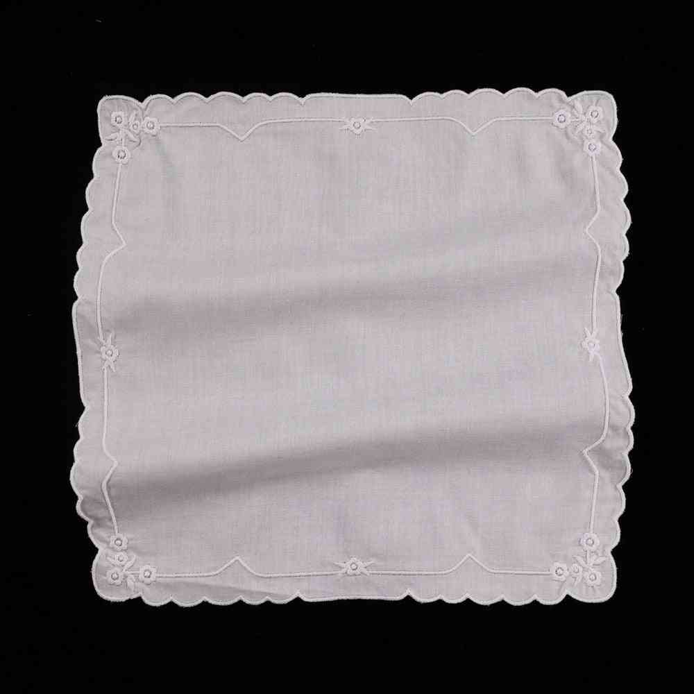 Fehér prémium pamut üres horgolt huncut csipke nőknek - esküvői ajándék zsebkendő hölgyeknek