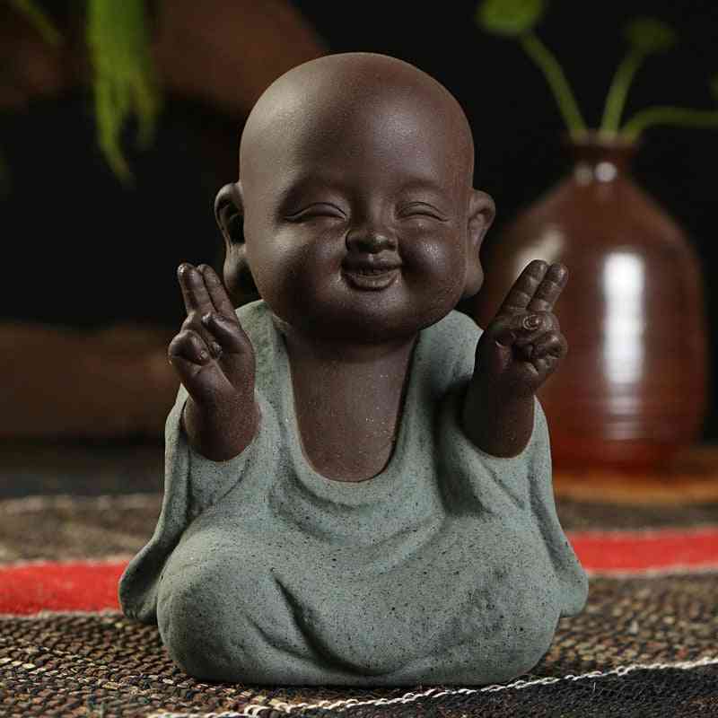 Vlastnoručne vyrobená socha Budhu - malé mníšske pieskové geomantické figúrky domácej dekorácie