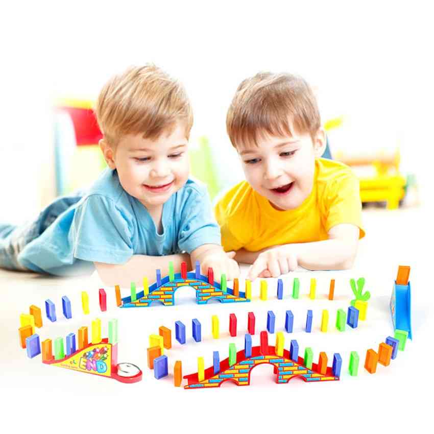 Kleurrijke domino treinwagonset of brugbelkit voor kinderen - 1 stuks patronen
