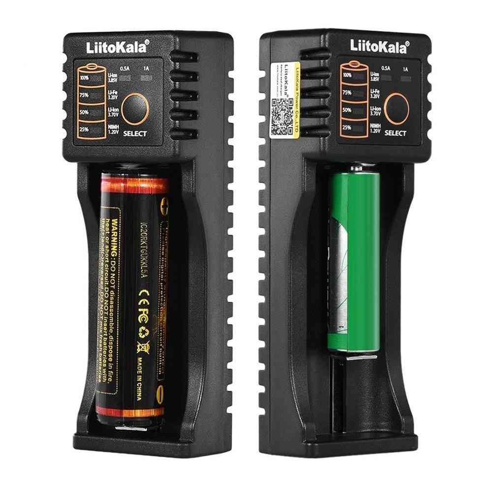 Lii-100 batterilader for 18650 26650 4.35v / 3.2v / 3.7v / 1.2v oppladbart batteri -