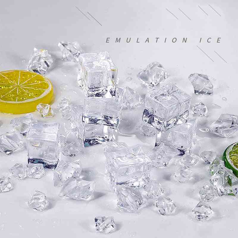 Fotografie transparentă cu gheață artificială cu granule, recuzită