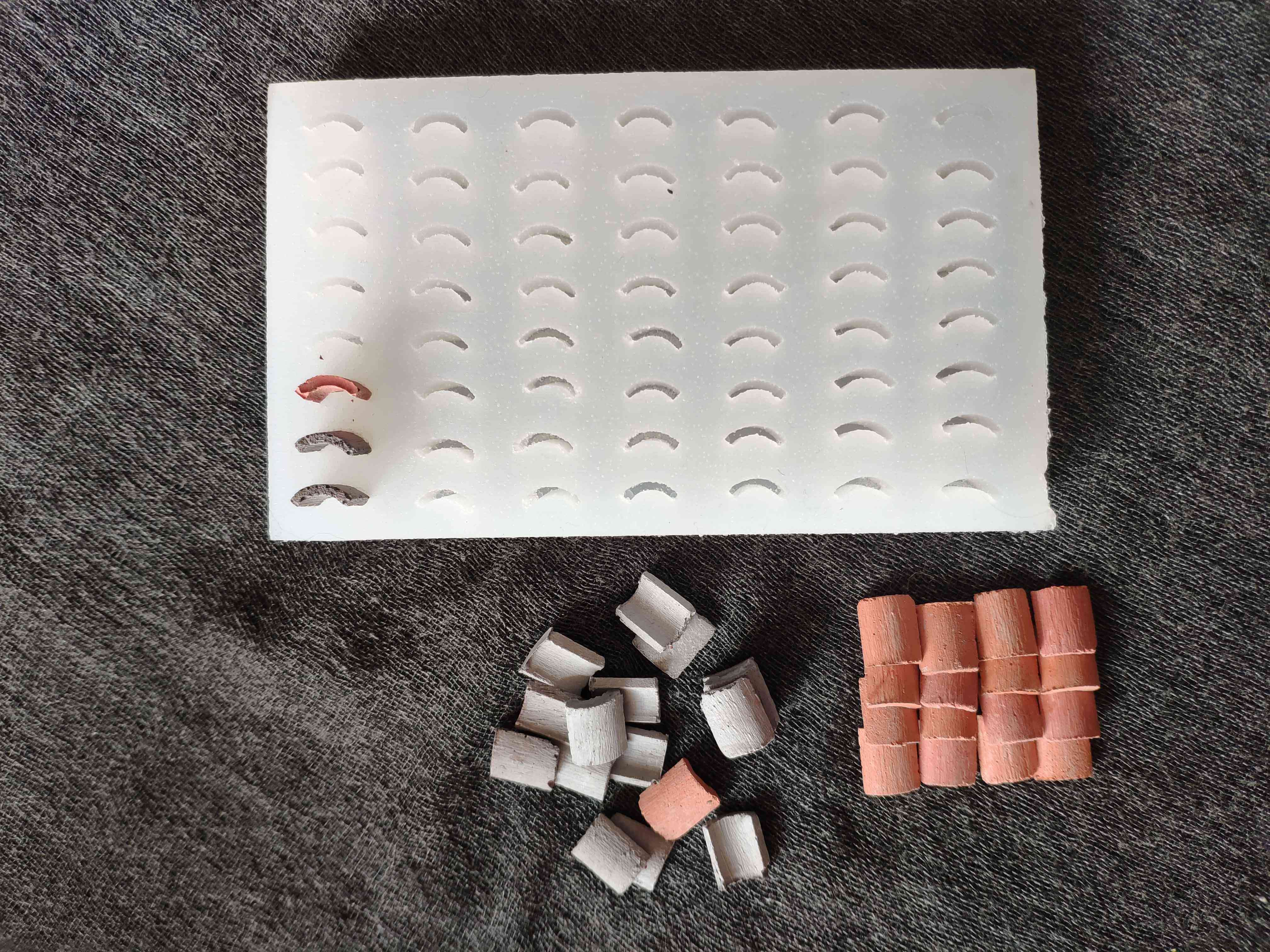 Molde de sílica gel em miniatura para cenário de molde de torneamento de telha mesa de areia material diy - modelo de cena de construção de molde de telhado de casa -