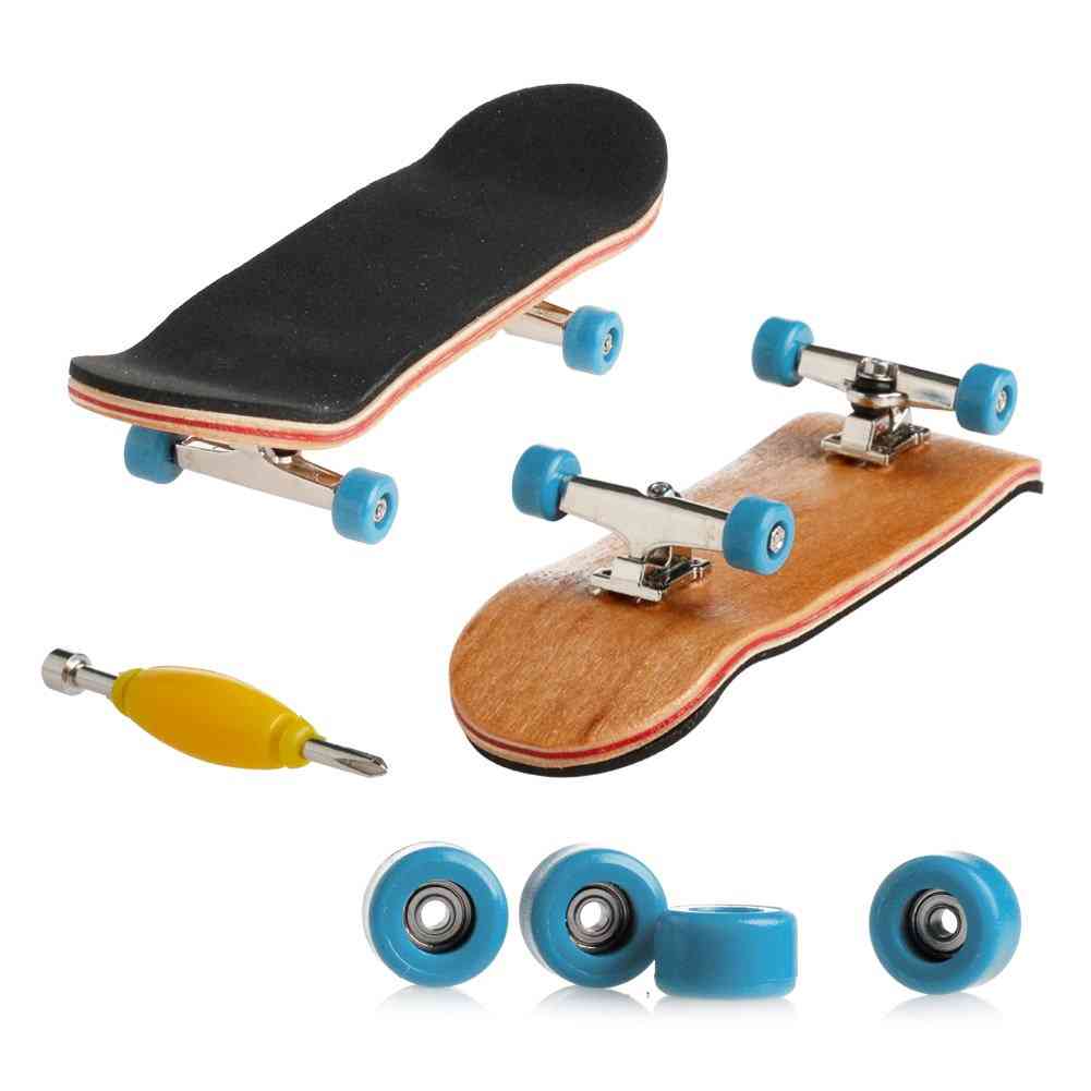 Mini Skateboarding Finger Board