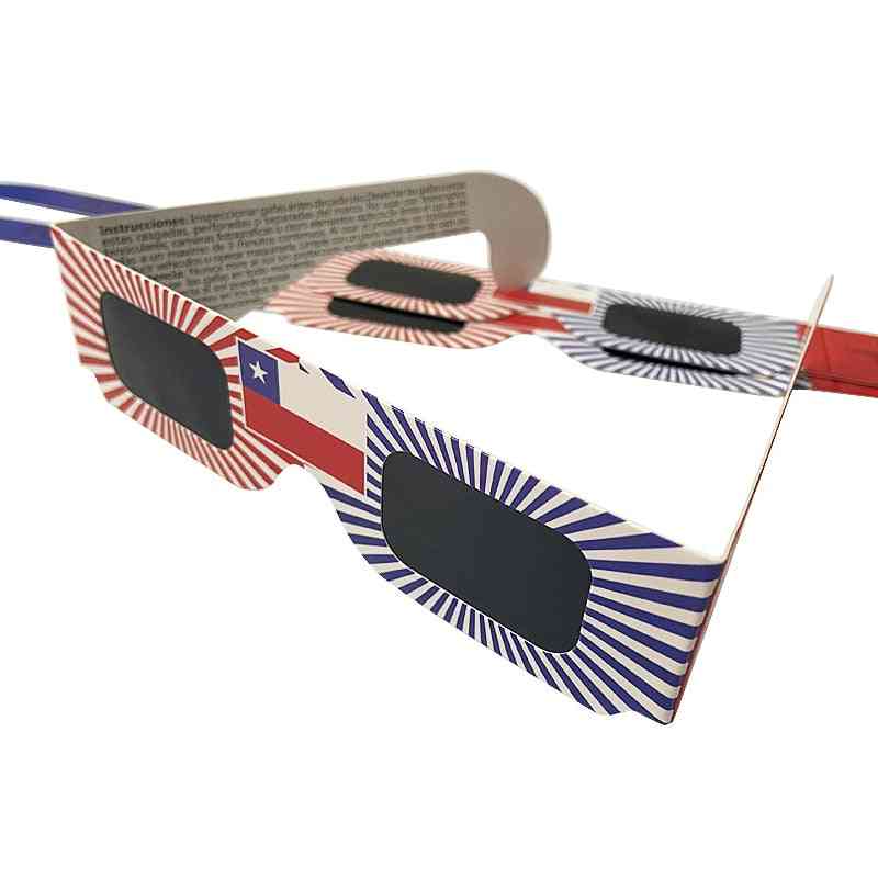 хартиени очила за слънчево затъмнение за гледане