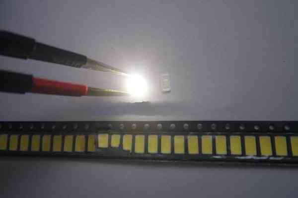 200 sztuk SMD 5730 Dioda Biała SMD 5730 0,5 W LED 5630 6000 K / 6500 K Super Bright Chip SMD5630 / 5730SMD 150 mA PCB SMT Dioda emitująca -