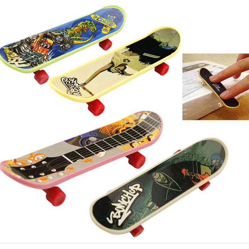 Cute  Mini Finger Skate Board