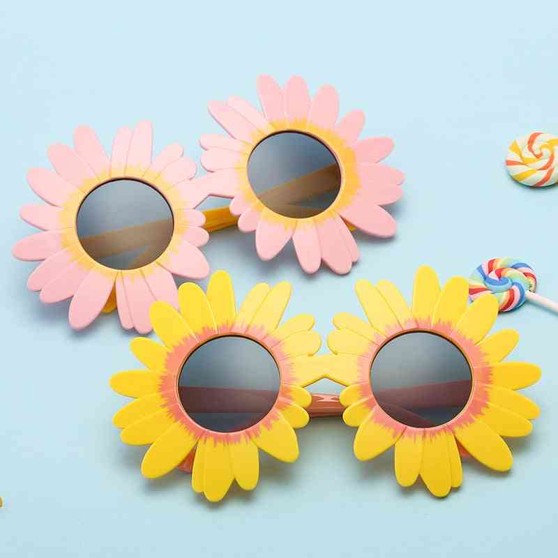 Kids Sunflower- Beach Classic Vintage Holiday Party Props