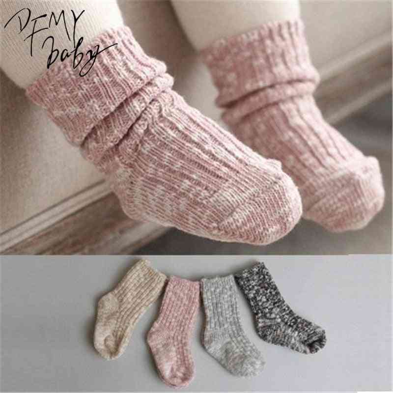 Lovely Soft And Non Slip Socks For Newborn