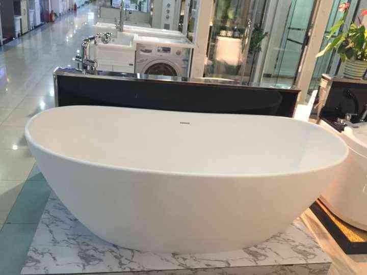 Solid Surface, Oval Shaped Glossy Finishing Spa Tub