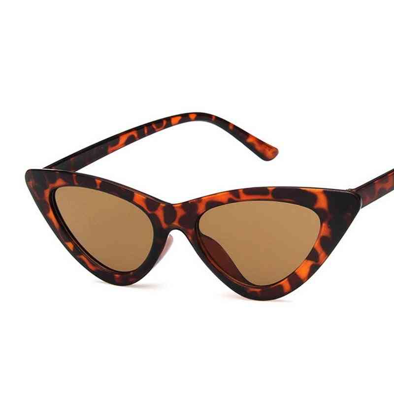Mode söta sexiga damer cat eye solglasögon- kvinnor vintage retro små triangulära cateye glasögon, kvinnliga oculos de sol uv400