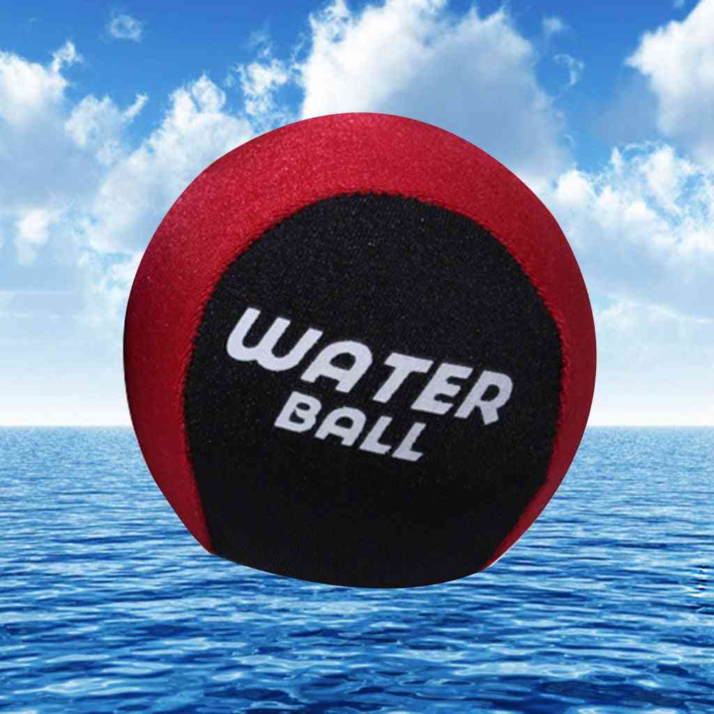 Vodní skákací míče pro hry u bazénu