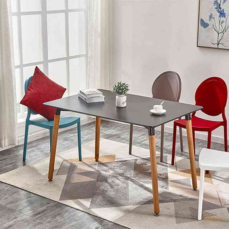 Stile minimalista nordico, set da tavola da pranzo