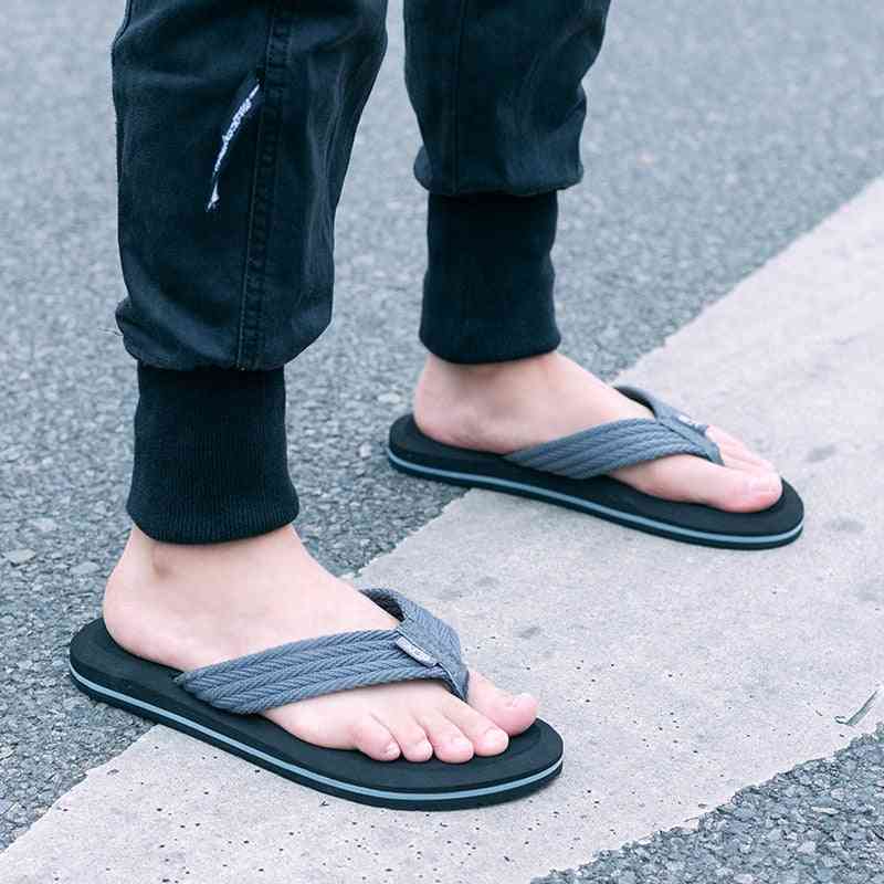 Poletne japonke visokokakovostni udobni čevlji za sandale na plaži