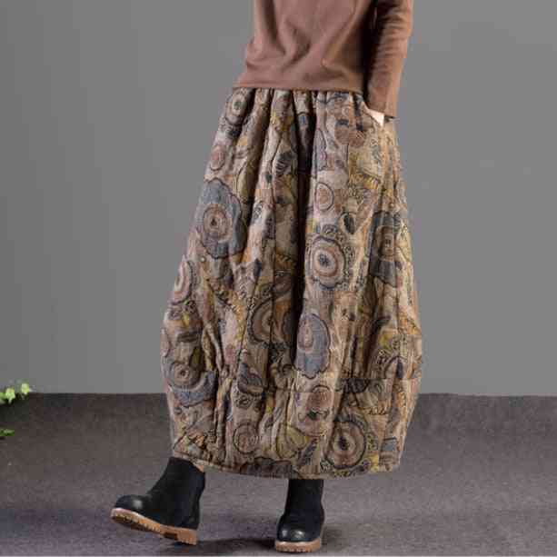 בסגנון רטרו, חצאיות חמות עבות יותר עם כיס