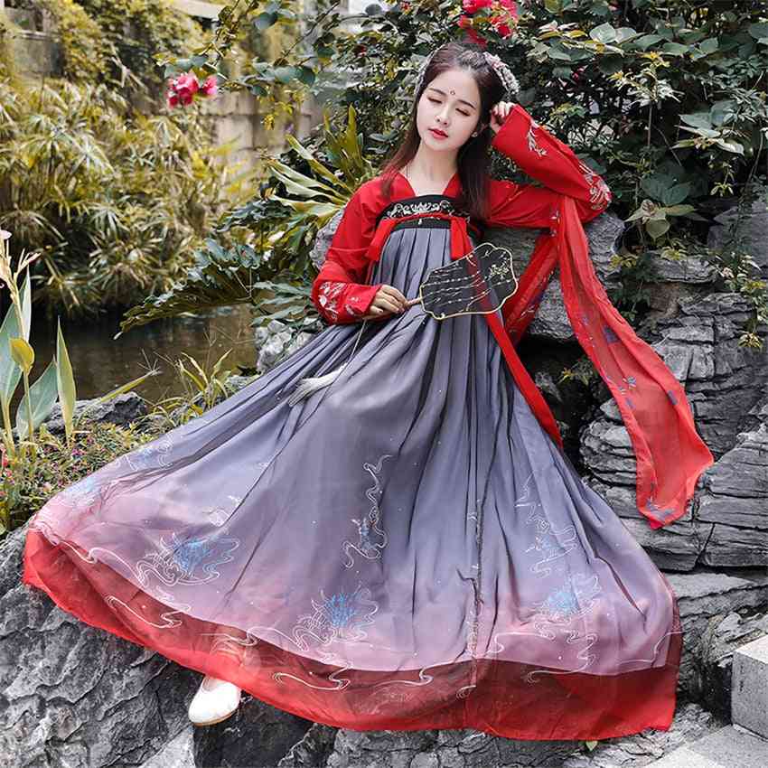 Estilo chinês - traje antigo, folclore tradicional, dança retrô, vestido de princesa