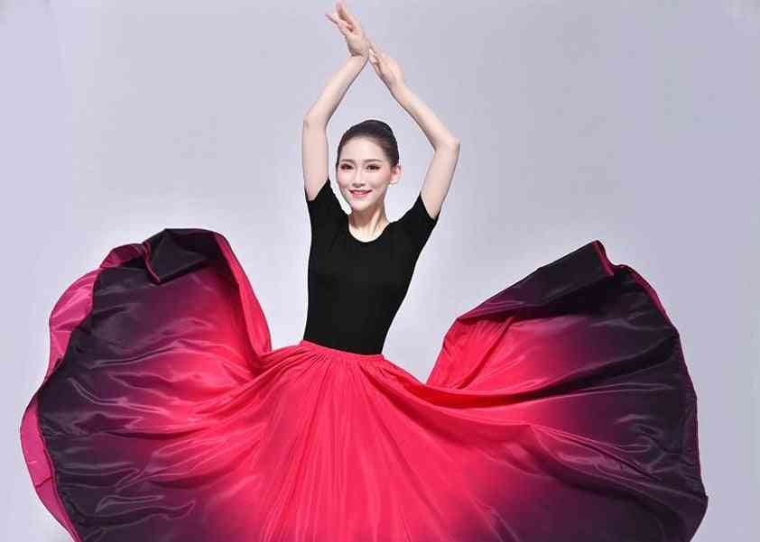 Flamenco- taneční trénink, dlouhý švih, břišní sukně