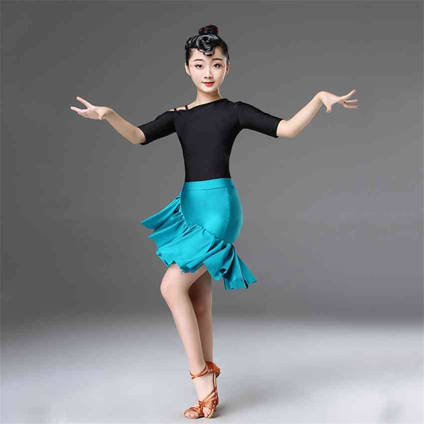 Dievčenské šaty na spoločenský tanec latinského strihu, strapcová tanga sukňa tango