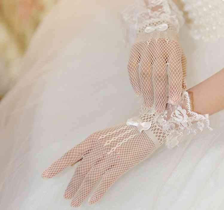 Haljina za mladenku, čipkaste rukavice za prste, svadbeni pribor