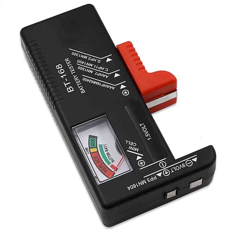 Batteriecodiertes Messgerät mit universeller Knopfzelle zeigt den Volt-Tester an