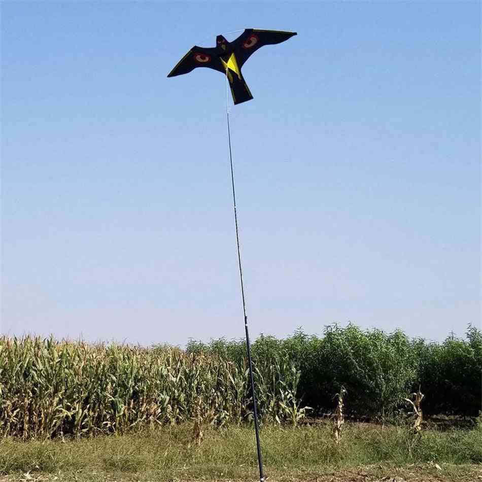 Emulacja latający jastrząb latawiec straszak ptaków ogród podwórko strach na wróble odstraszacz ptaków mucha