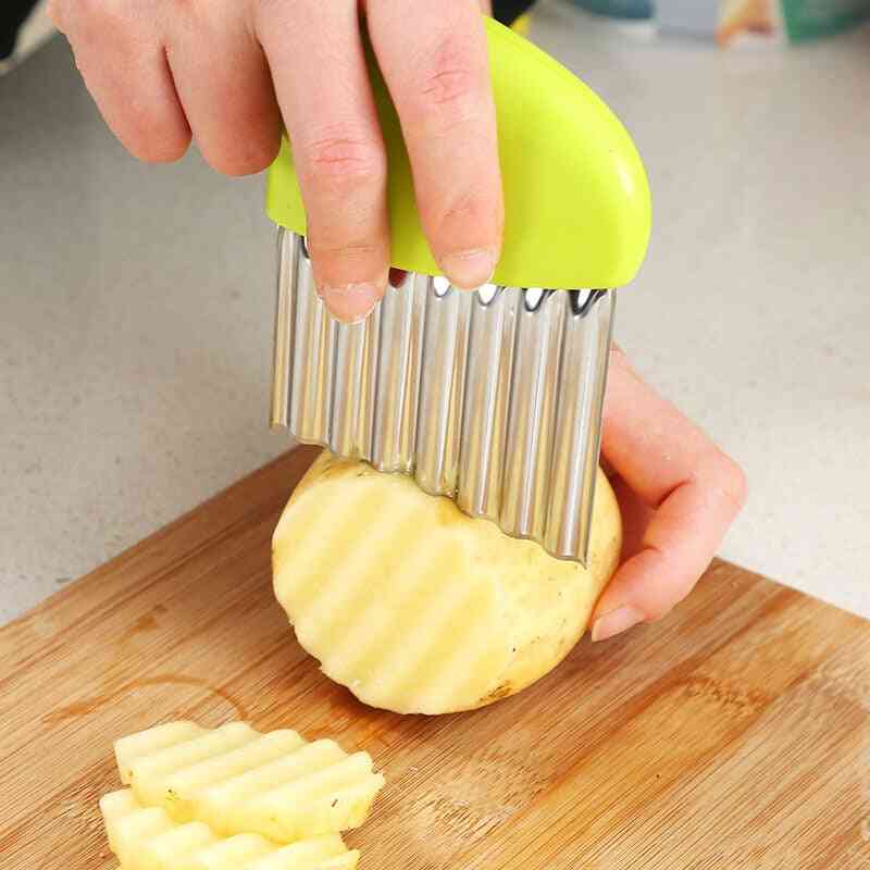 Rebanadas de patata de cebolla ondulada, cuchillo de corte de ensalada de patatas fritas arrugadas