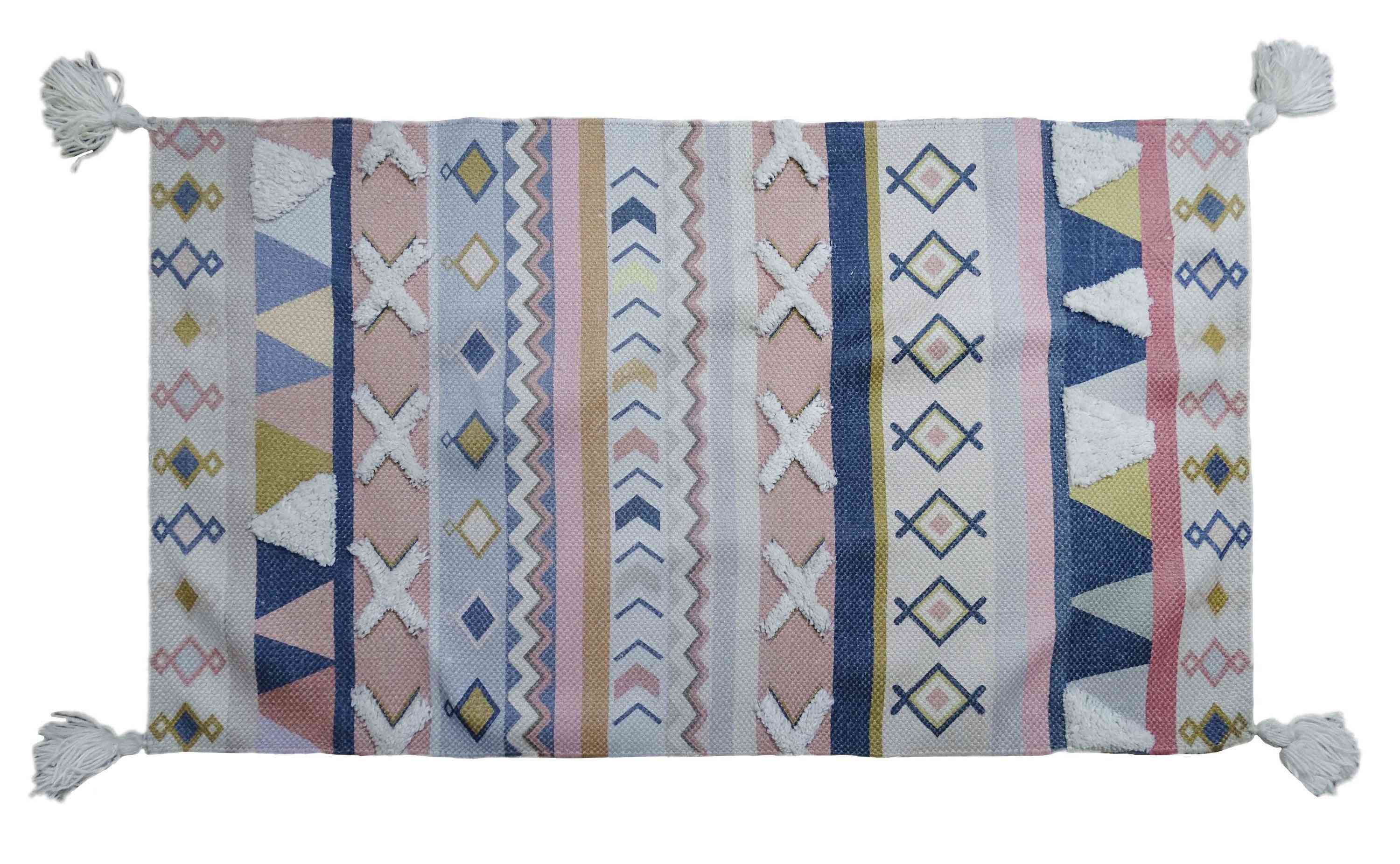 Accent Rug With Corner Fringes