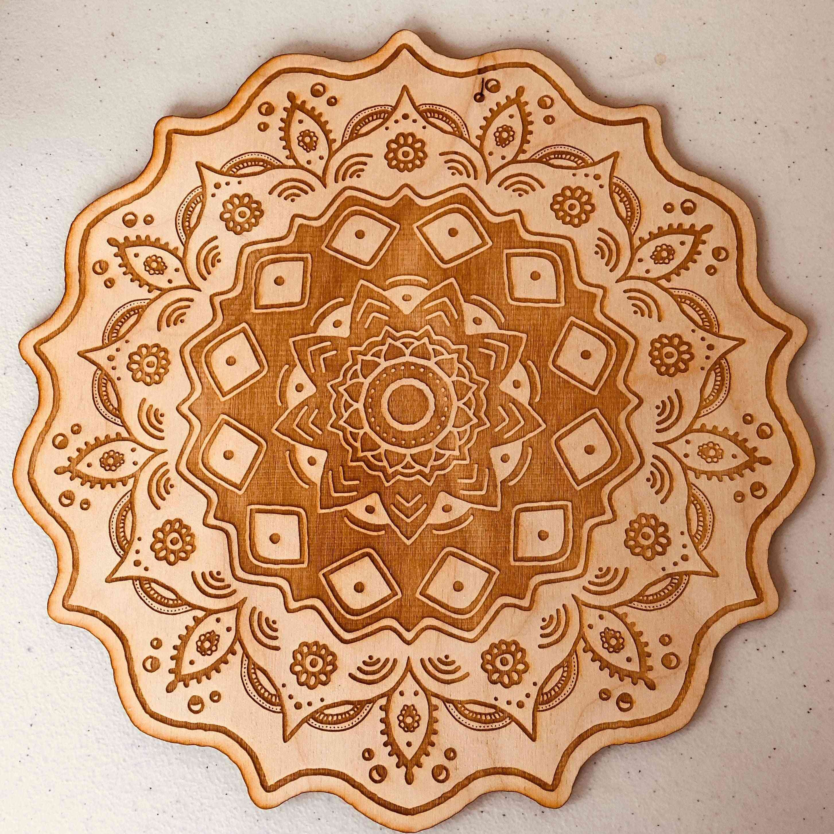 Kryształowa siatka mandali - drewno brzozowe