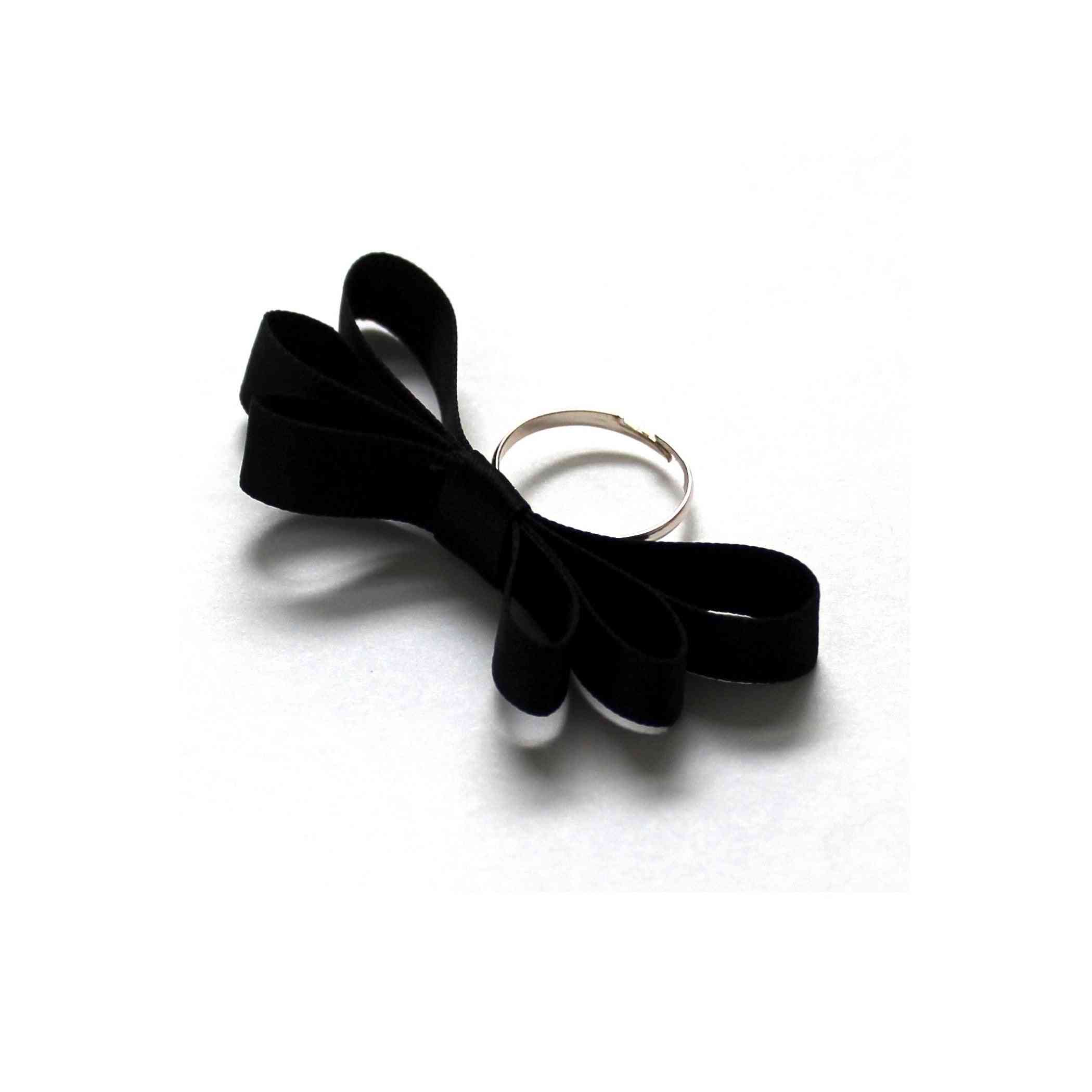 ултра-женствен пръстен с висок лък