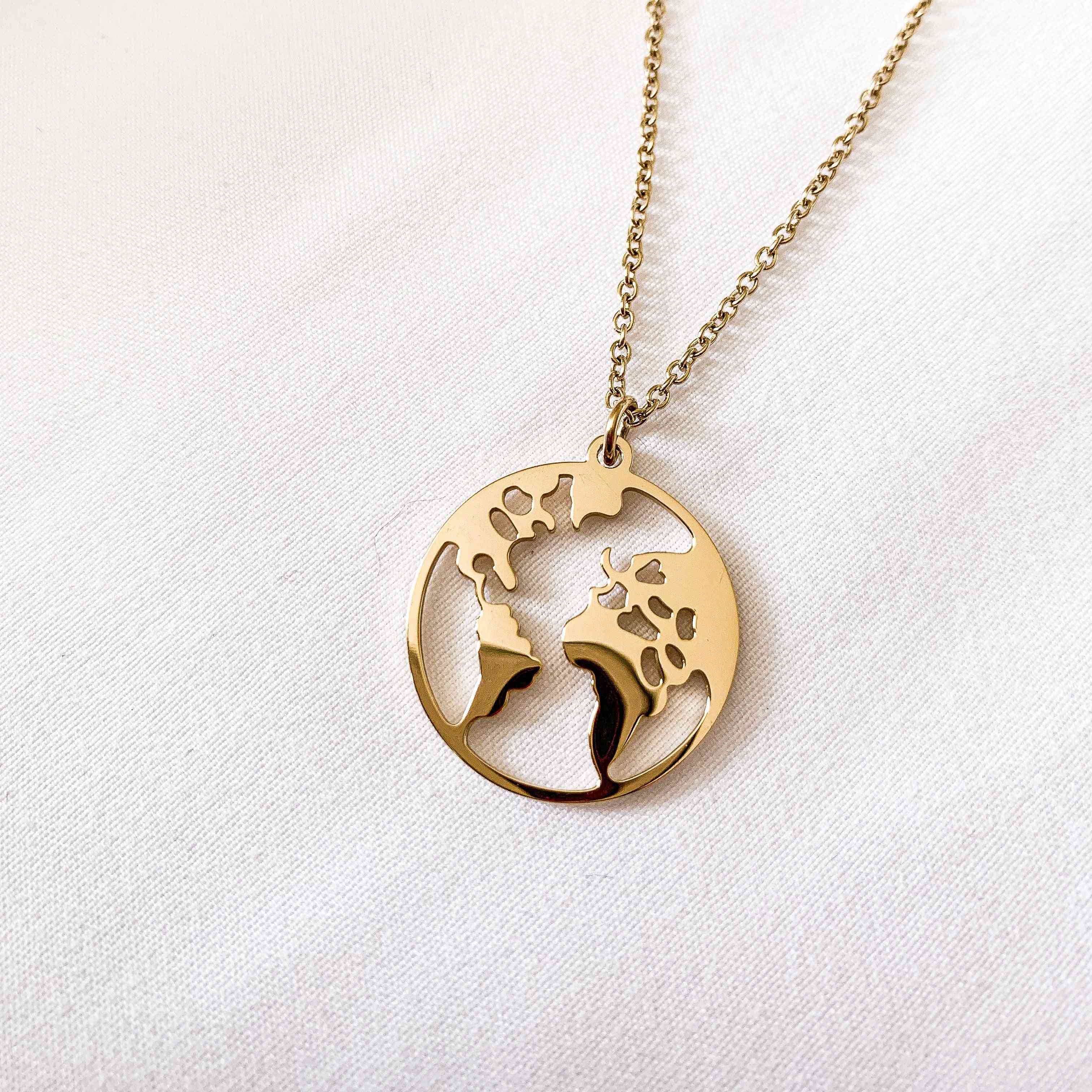 Zlatý náhrdelník „můj svět“ - vyrobený z nerezové oceli