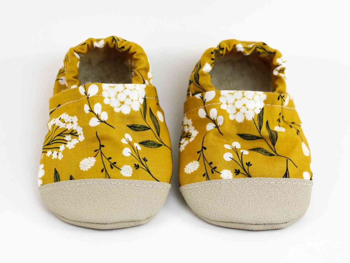 Floral Pattern Design Shoes, Adults