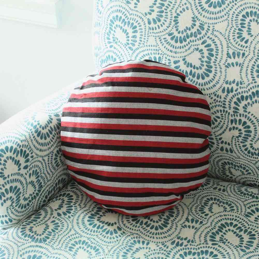 Lurik Round Striped Pillow Cover