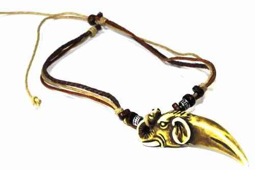 Stammes-Halskette mit Elefantenstoßzähnen im Boho-Stil