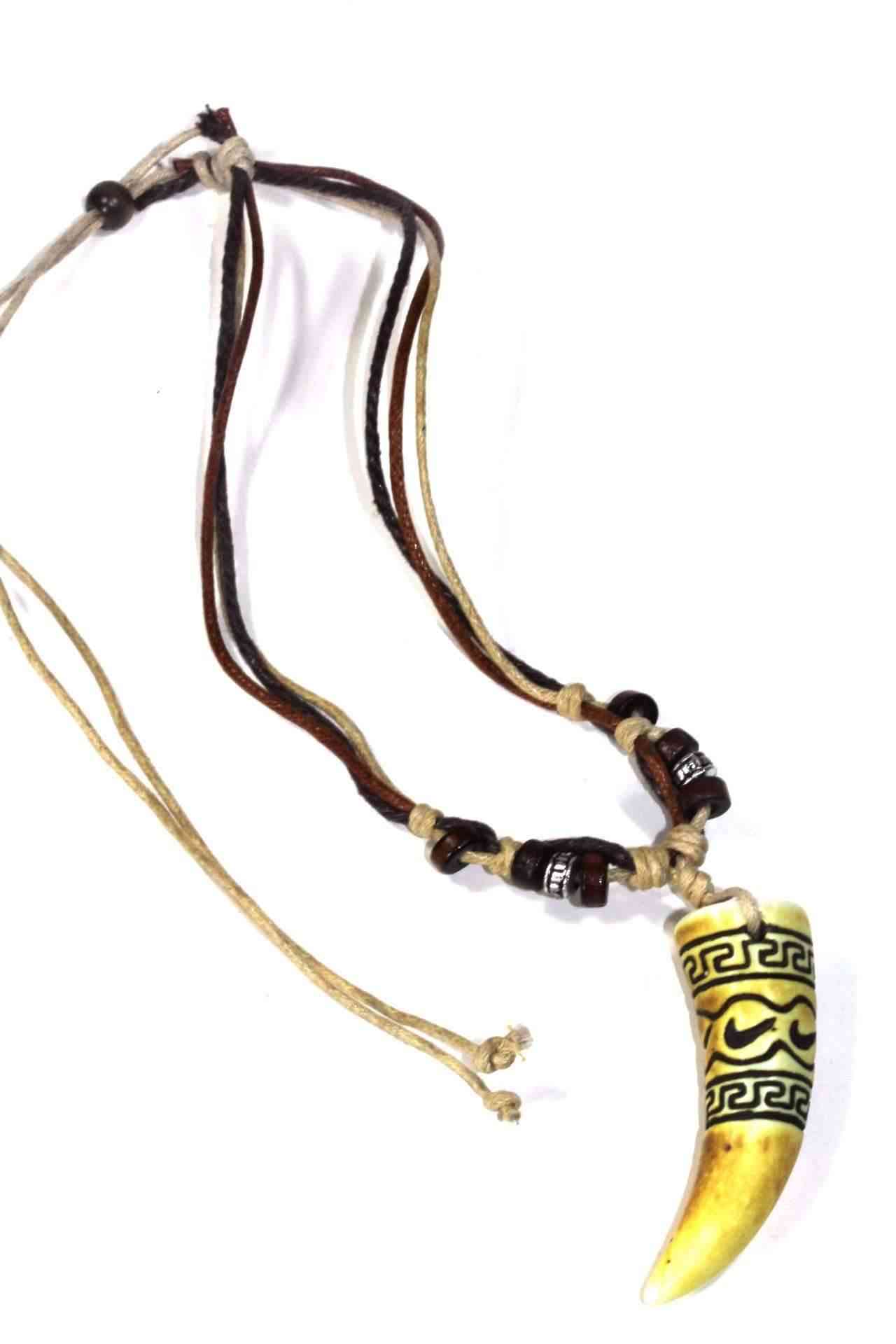 Kmenový vyřezávaný kel boho styl náhrdelník