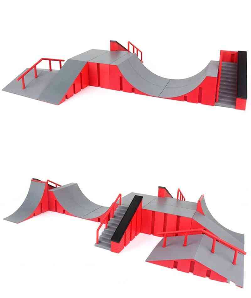 Mini skateboardová hračka, skatepark pro rampy hmatníku techdeck