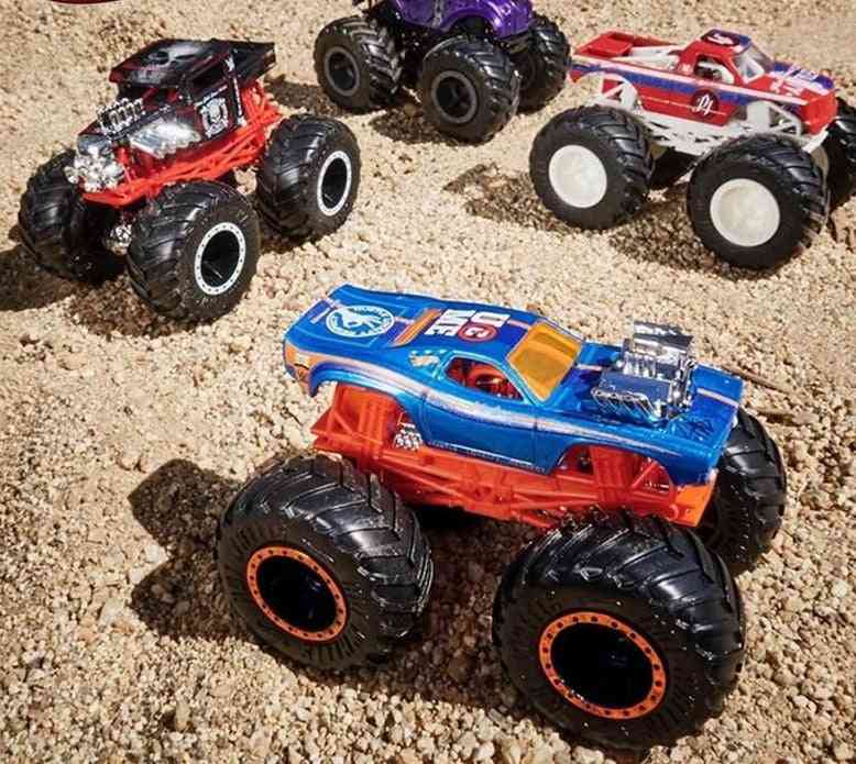 1:64 Car Monster Trucks Assortment Metal Toy