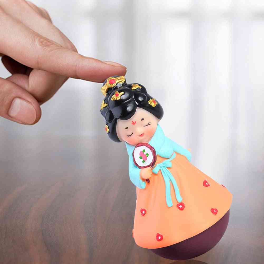 Roztomilá dívka v šatech ozdoba řemesel figurka domácí pokoj kancelářský stůl dekorace děti hračka domácí přívěsek
