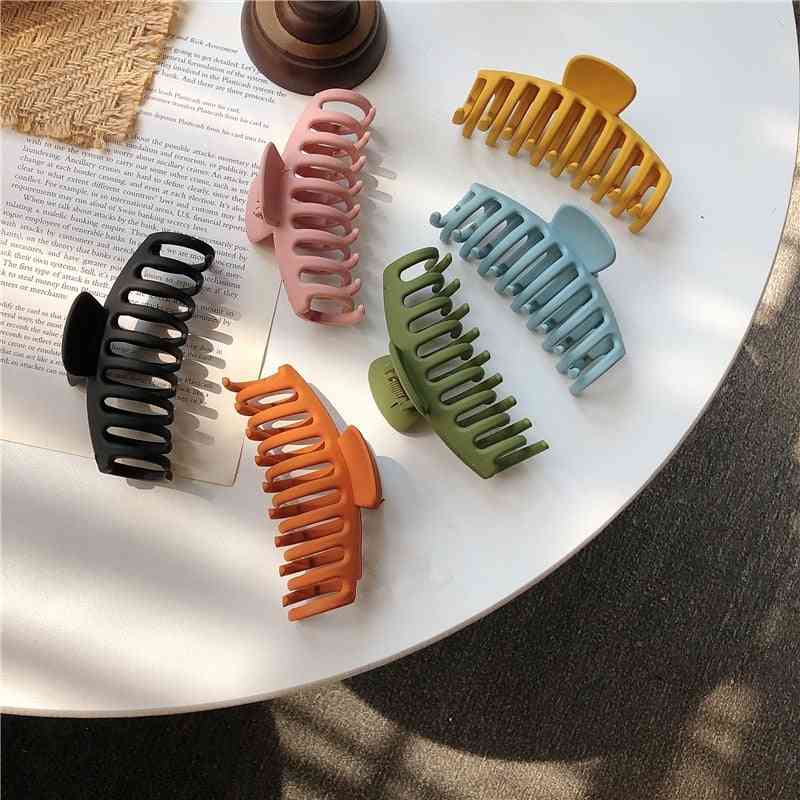 Sweet Scrub Color Acrylic Grasp Clip, Simple Oval Hollow Leopard Hair Crab For Women Accessories