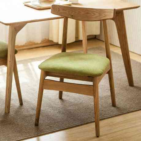Jedilni stol iz masivnega lesa+usnjena bombažna tkanina
