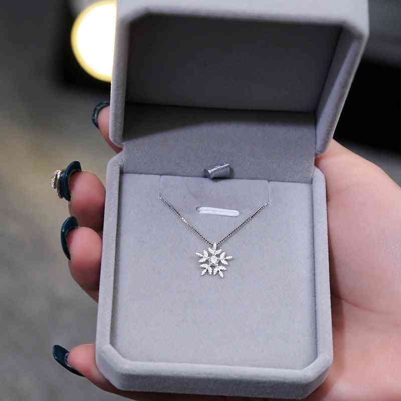 Snowflake Pendants Necklaces For Women, Jewelry Shiny Cubic Zirconia Choker Necklace