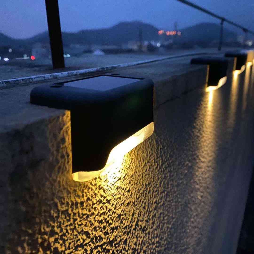 Lampes solaires de clôture de balcon