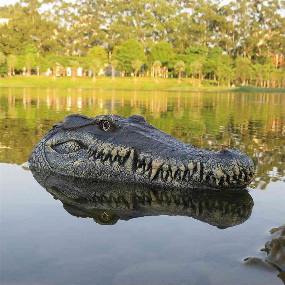 Crocodile Electric Waterproof Remote Control Boat Toy