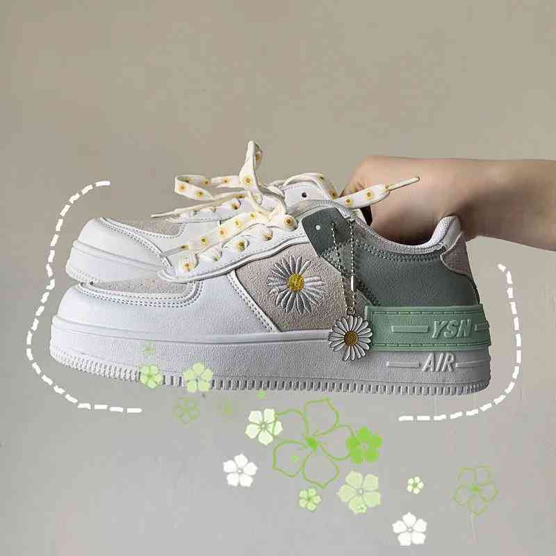 Spring Sheng Ban- Little Daisy, Sports Shoes