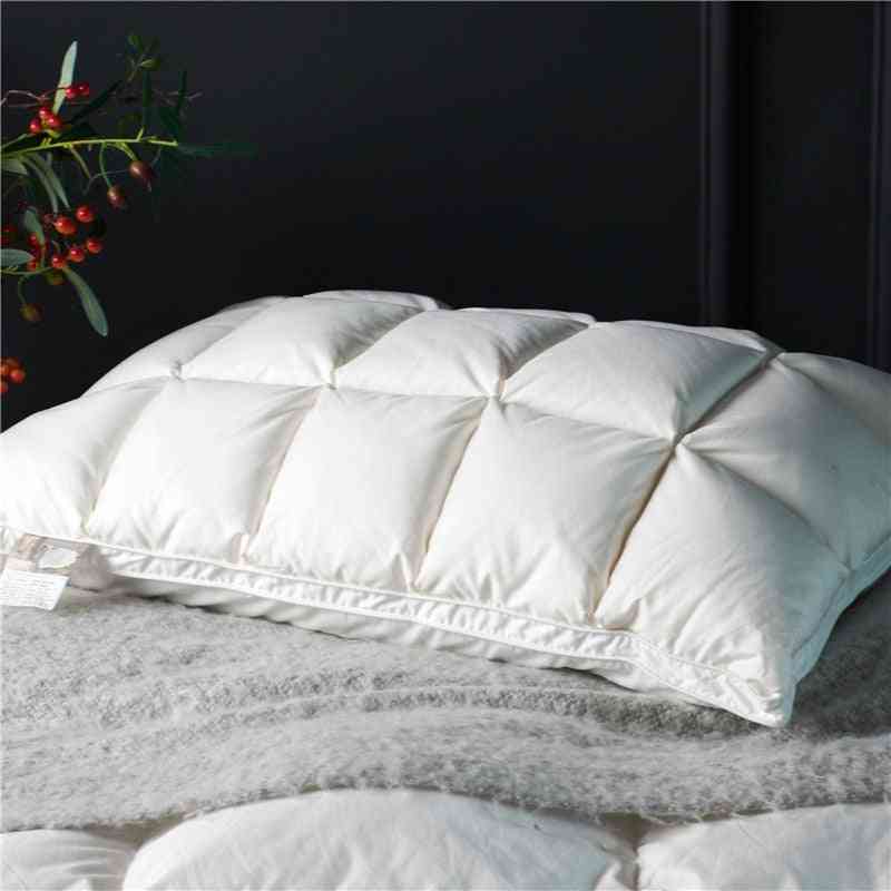 Premium High End Natural Goose Down Pillows For Sleeping