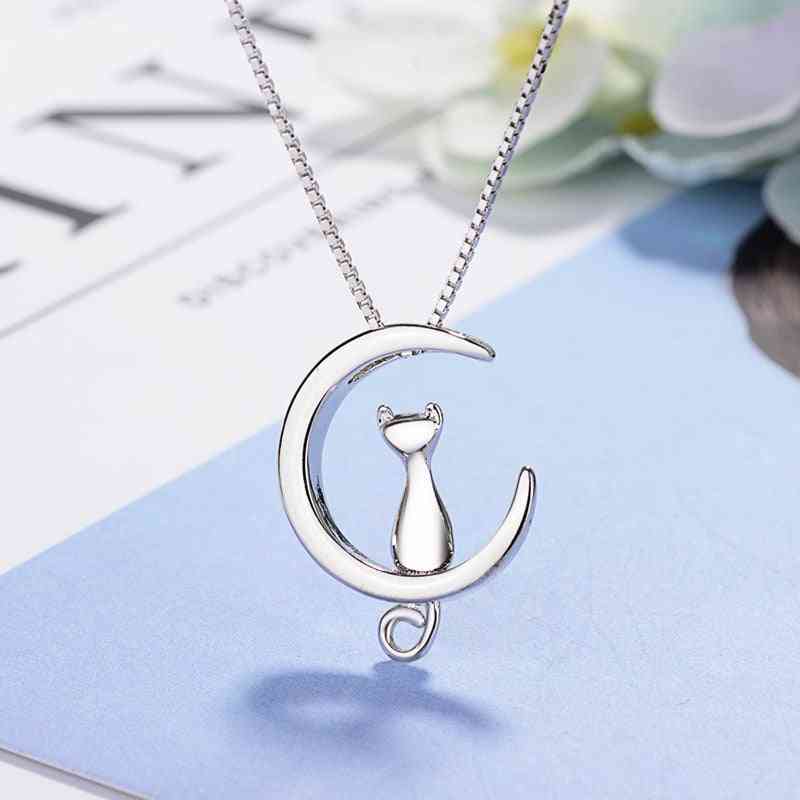 Woman Fashion High-quality Kitty Moon Pendant Necklace