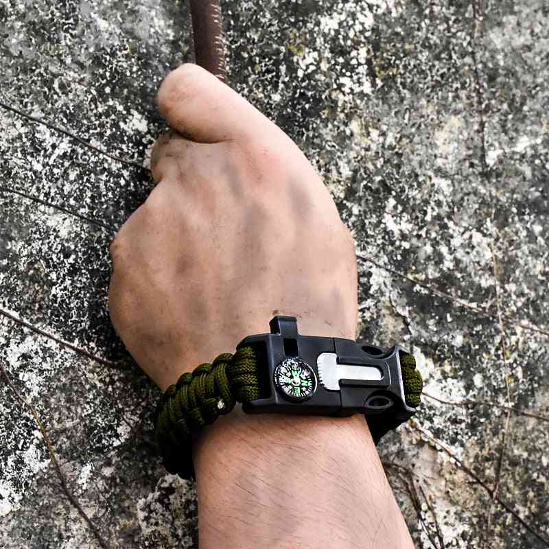 5 In 1 Outdoor Survival Paracord Bracelet
