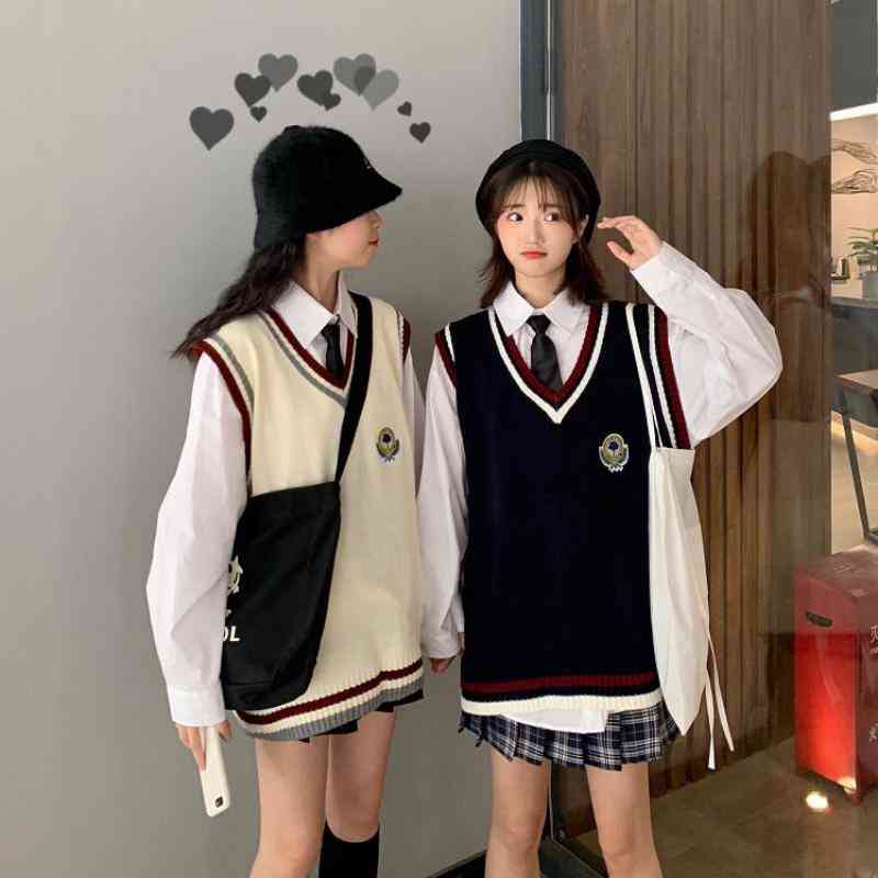Kvinnor tröja väst höst koreansk jk broderi college stil kvinna tröjor