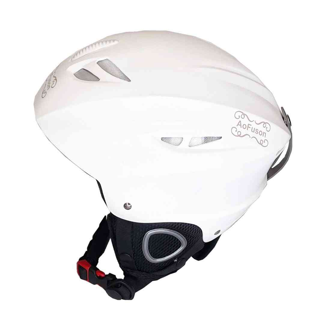 Integrally-molded Professional Adult Ski Helmet